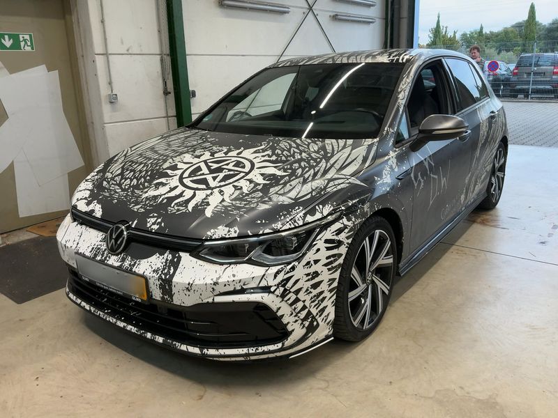 Volkswagen Golf VIII 1.5 eTSI ACT R-Line