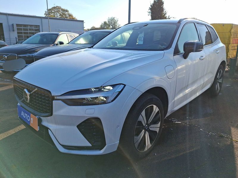 Volvo XC60 2.0 T6 Twin Engine Recharge Plug-in Hybrid R Design AWD