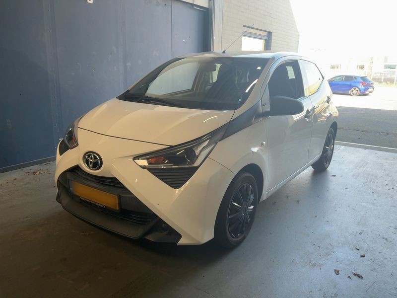 Toyota Aygo 1.0 X-Joy