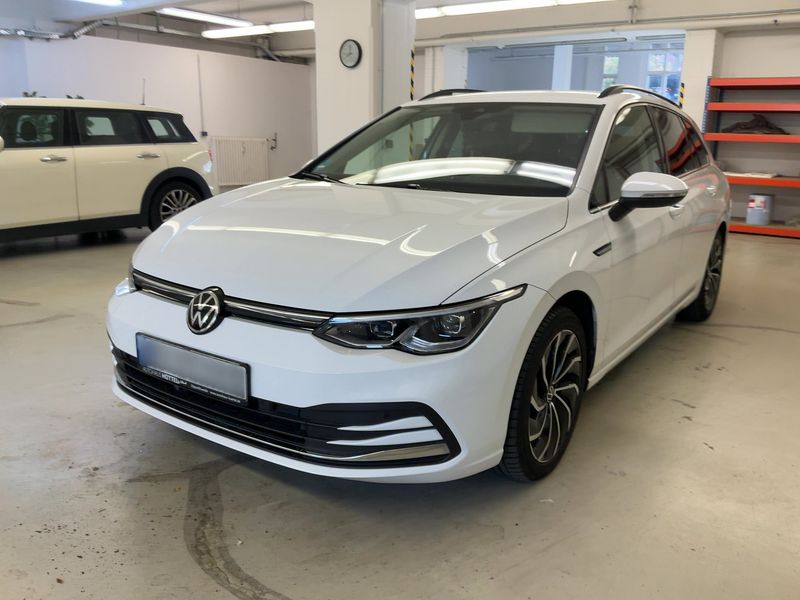 Volkswagen Golf VIII 2.0 TDI Style