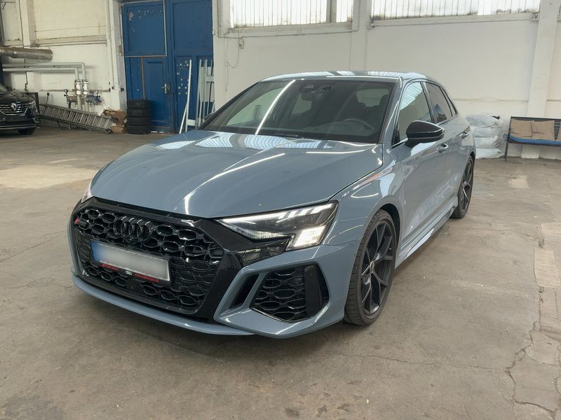 Audi RS 3 Sportback 2.5 TFSI quattro