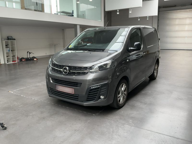 Opel Vivaro 2.0 Diesel Edition M L2