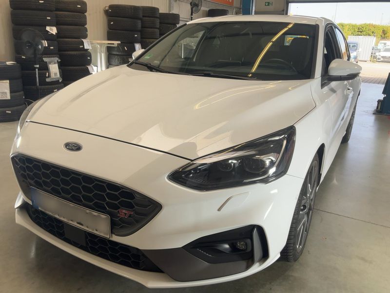 Ford Focus 2.3 EcoBoost ST