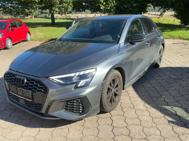 Audi A3 Sportback 35 TFSI Mild-Hybrid S line