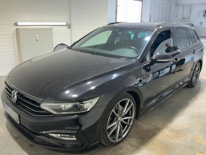 Volkswagen Passat 2.0 TDI Elegance 4Motion