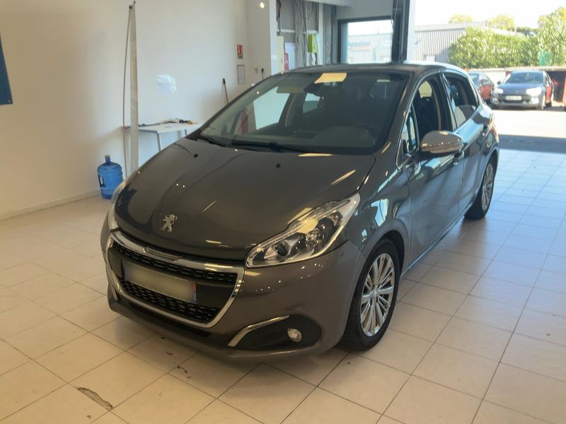 Peugeot 208 1.5 Blue-HDi Allure