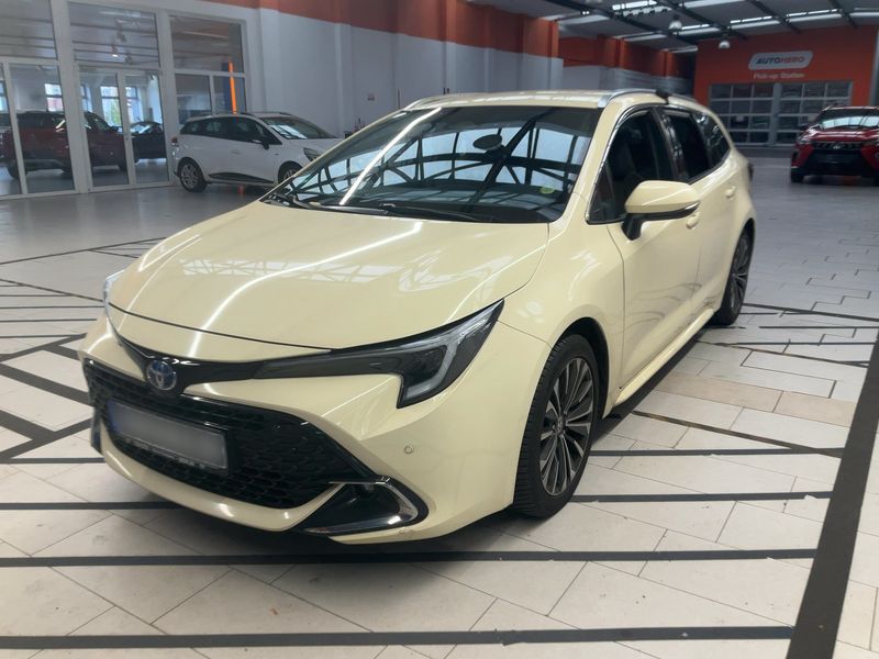 Toyota Corolla 2.0 Hybrid Team D