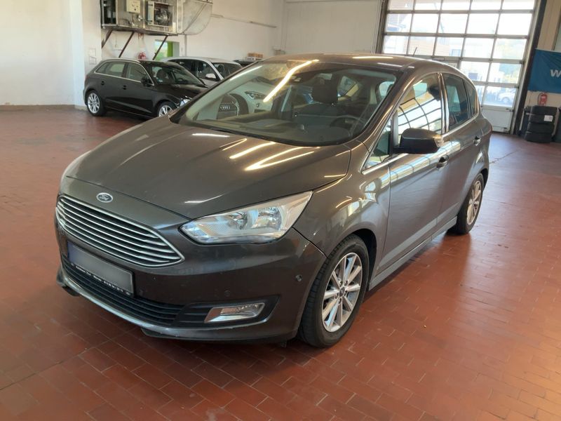 Ford C-Max 1.0 EcoBoost Titanium