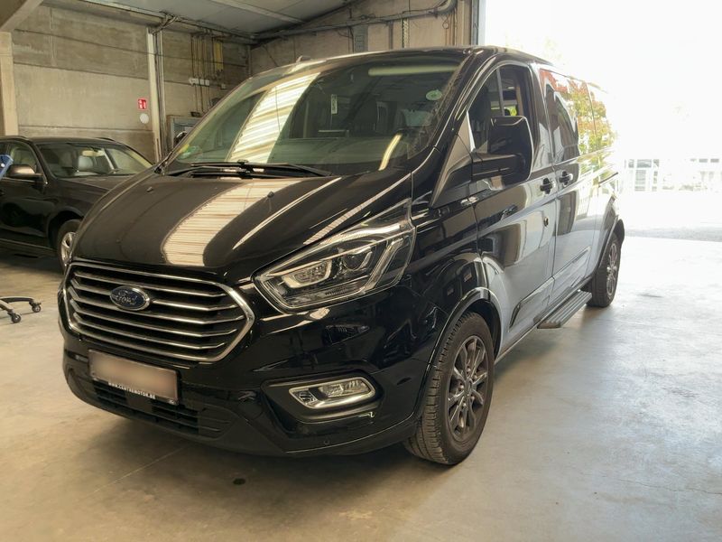 Ford Tourneo Custom 2.0 TDCi 320 L2 Tourneo Titanium