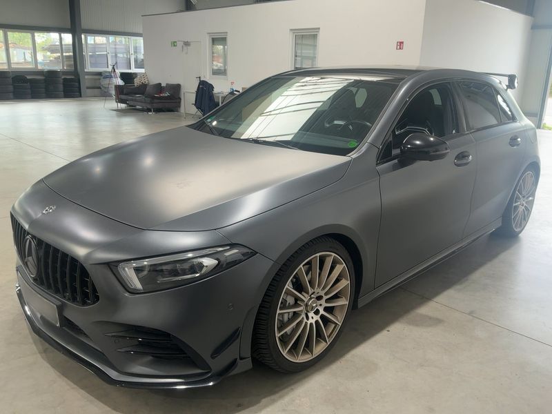 Mercedes-Benz A-Klasse A 35 AMG 4Matic Edition 1