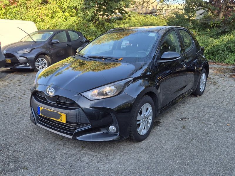 Toyota Yaris 1.5 Hybrid Team D