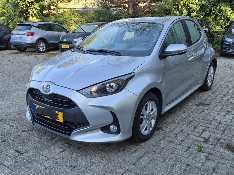 Toyota Yaris 1.5 Hybrid Team D