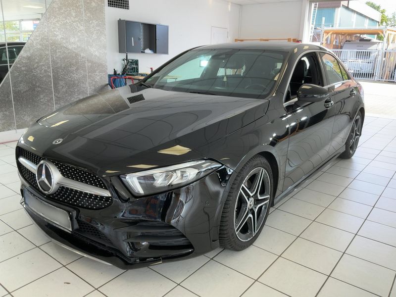 Mercedes-Benz A-Klasse Limousine A 180 AMG Line
