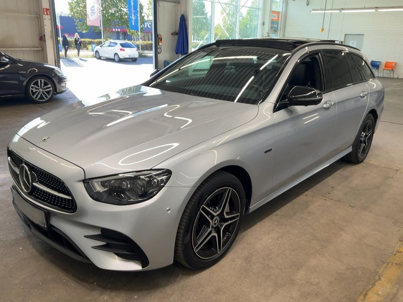 Mercedes-Benz E-Klasse E 300 de T 4Matic AMG Line