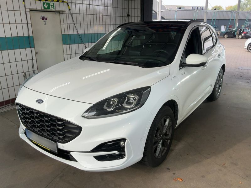 Ford Kuga 2.5 Plug-in Hybrid ST-Line X
