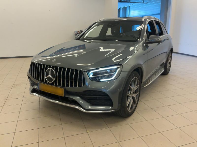 Mercedes-Benz GLC-Klasse GLC 300 d 4Matic AMG Line