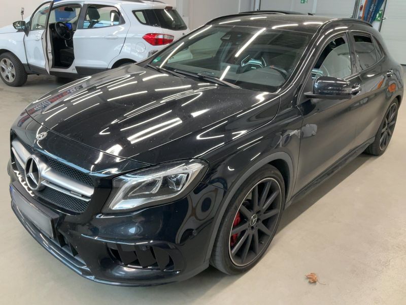 Mercedes-Benz GLA-Klasse GLA 45 AMG 4Matic