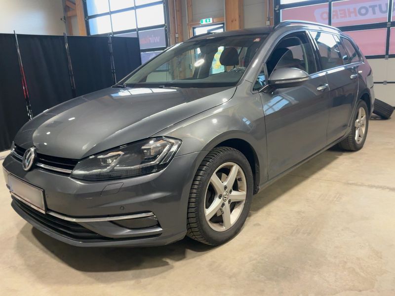 Volkswagen Golf VII 1.6 TDI Comfortline BlueMotion Tech