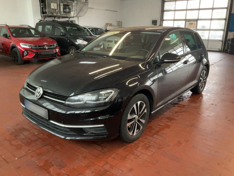Volkswagen Golf VII 1.5 TSI ACT IQ.DRIVE