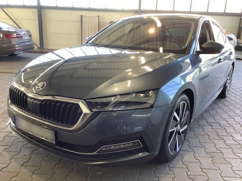 Škoda Octavia 1.5 TSI ACT First Edition