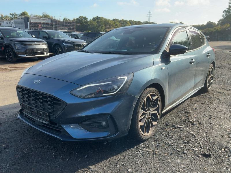 Ford Focus 1.0 EcoBoost Mild-Hybrid ST-Line X
