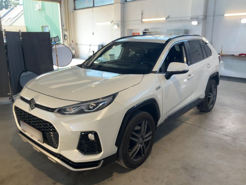 Suzuki Across 2.5 Plug-in Hybrid Flash E-Four
