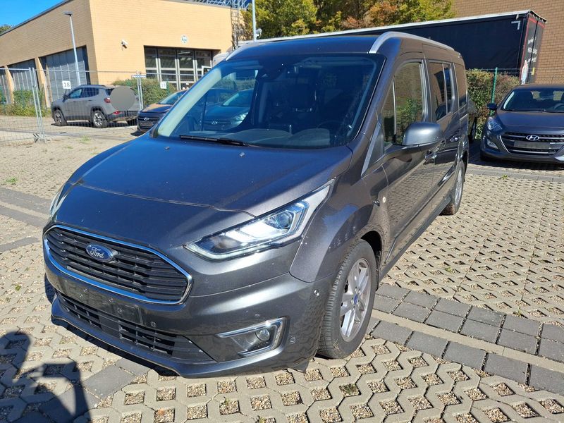 Ford Grand Tourneo Connect 1.5 TDCi EcoBlue Titanium