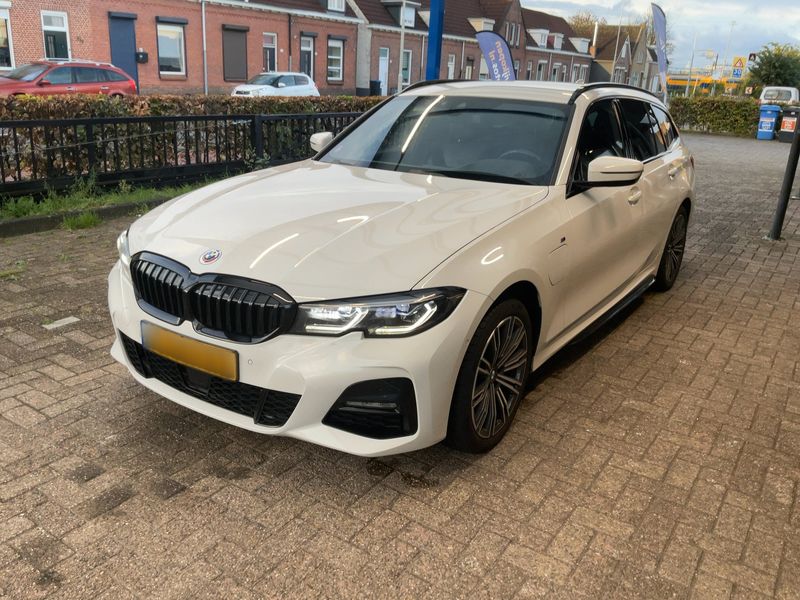 BMW 3 серия 320e xDrive M Sport