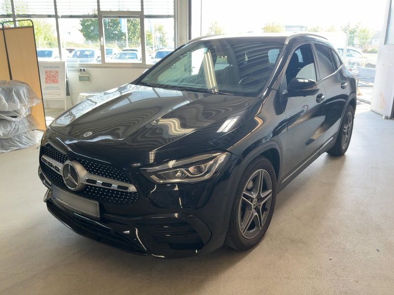 Mercedes-Benz GLA-Klasse GLA 200 AMG Line