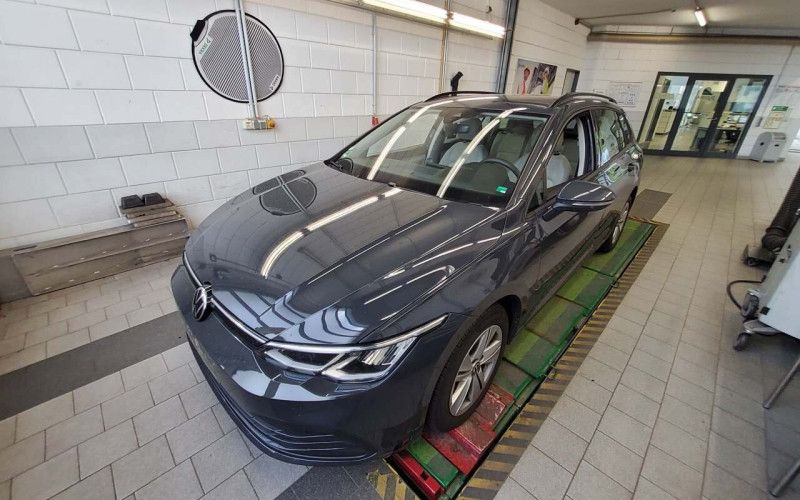 Volkswagen Golf VIII 2.0 TDI Life