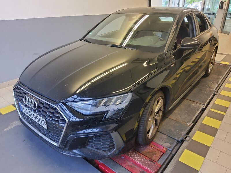 Audi A3 Limousine 30 TFSI Mild-Hybrid S line