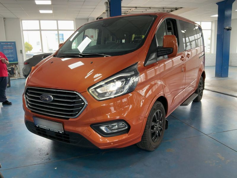 Ford Tourneo Custom 2.0 TDCi Mild-Hybrid 320 L1 Tourneo Titanium X
