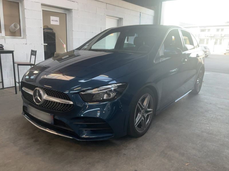 Mercedes-Benz B-Klasse B 180 d AMG Line
