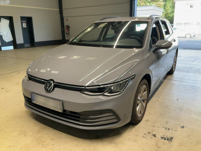 Volkswagen Golf Viii 1.0 eTSI Life