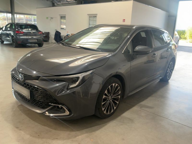 Toyota Corolla 2.0 Hybrid Team D