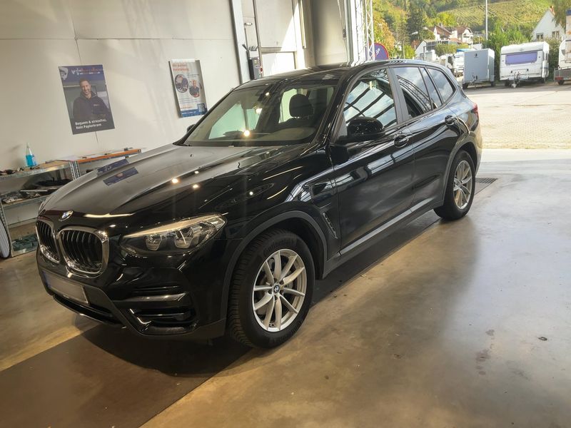 BMW X3 xDrive 30e Advantage