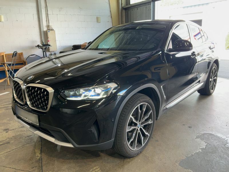 BMW X4 xDrive 30i Mild-Hybrid
