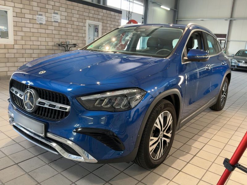 Mercedes-Benz GLA-Klasse GLA 180 d Progressive Line Edition