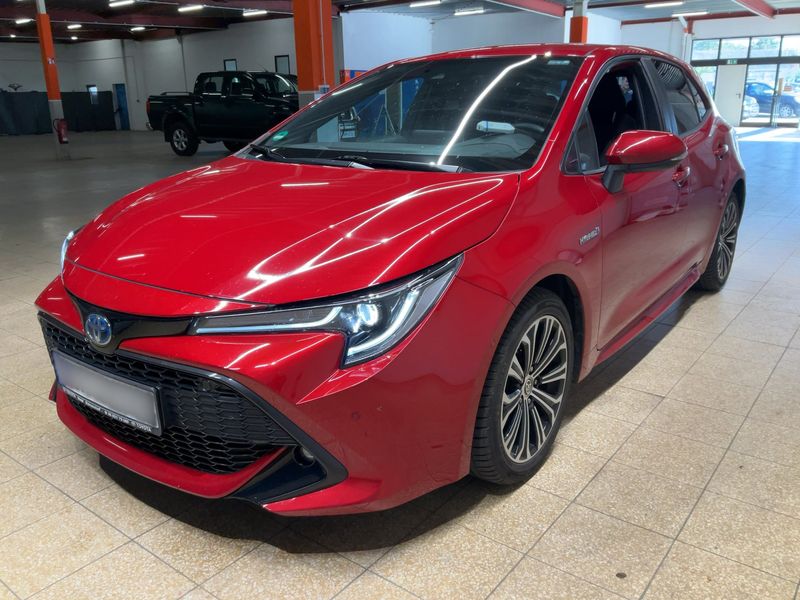 Toyota Corolla 1.8 Hybrid Team D