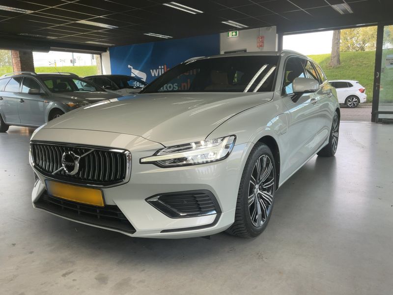 Volvo V60 2.0 T8 Plug-in Hybrid Inscription AWD