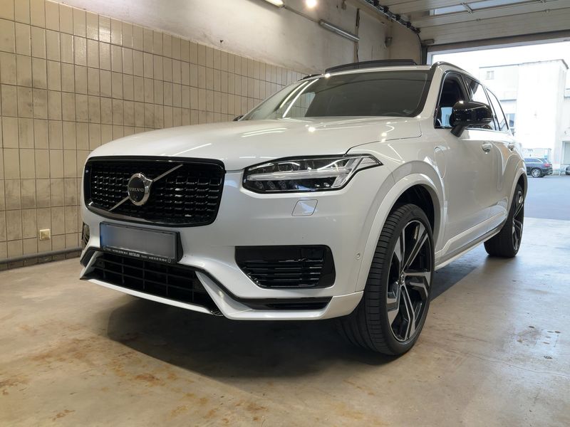 Volvo XC90 2.0 T6 Recharge Plug-in Hybrid Ultra Dark AWD