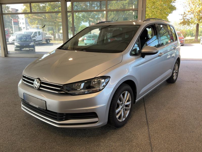 Volkswagen Touran 1.5 TSI ACT Comfortline BlueMotion Tech