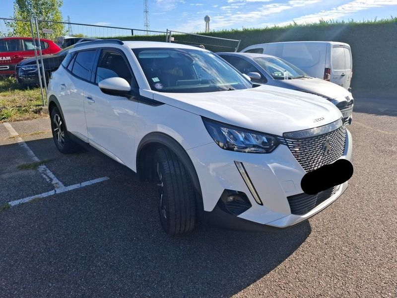 Peugeot 2008 1.2 PureTech Allure Business