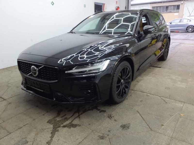 Volvo V60 2.0 T6 Recharge Plug-in Hybrid Plus Dark AWD