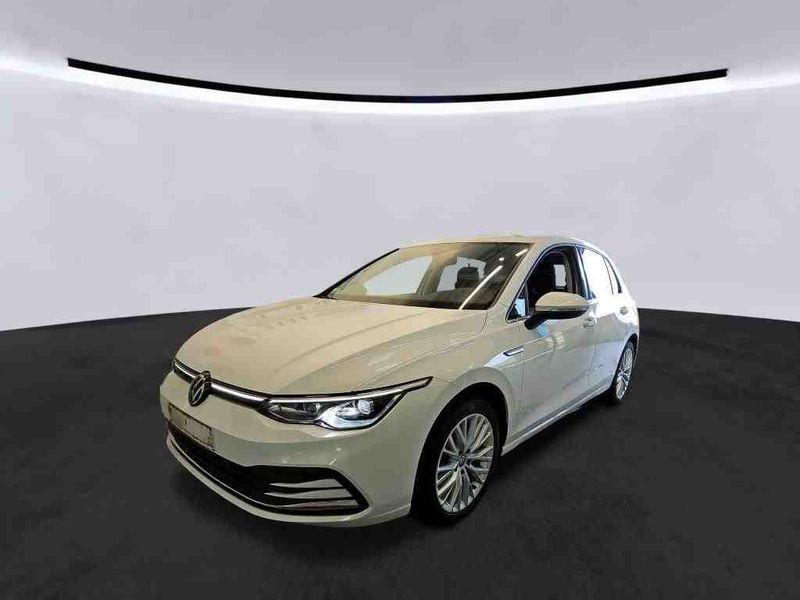 Volkswagen Golf Viii 1.5 eTSI ACT Style