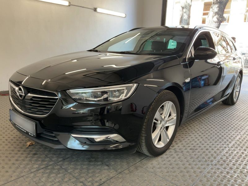 Opel Insignia Sports Tourer 1.5 Sidi Turbo Business Edition