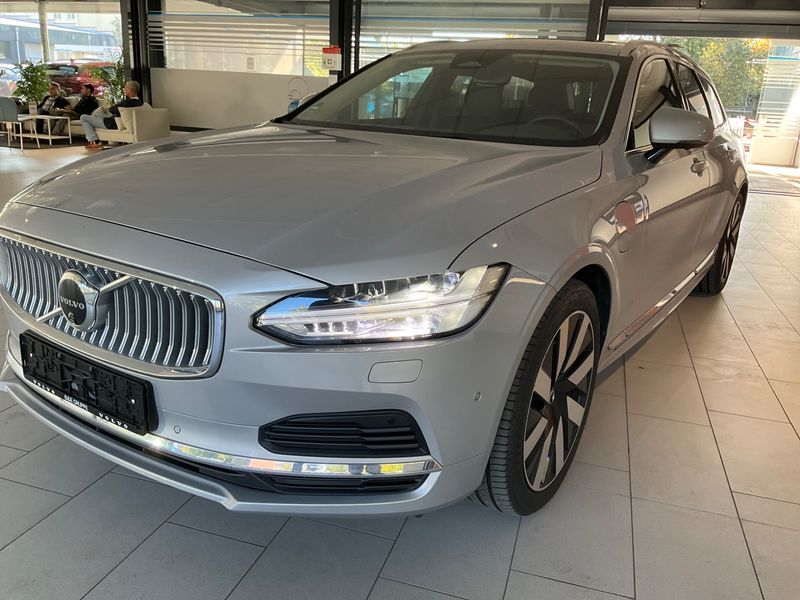 Volvo V90 2.0 T6 Recharge Plug-in Hybrid Plus Bright AWD
