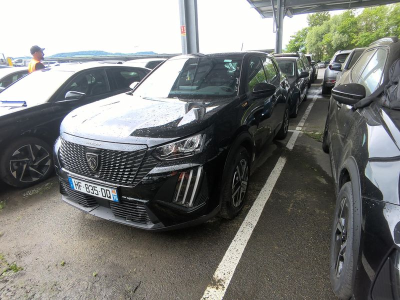 Peugeot 2008 1.2 Mild-Hybrid Style
