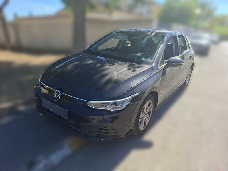 Volkswagen Golf VIII 2.0 TDI Life 1st
