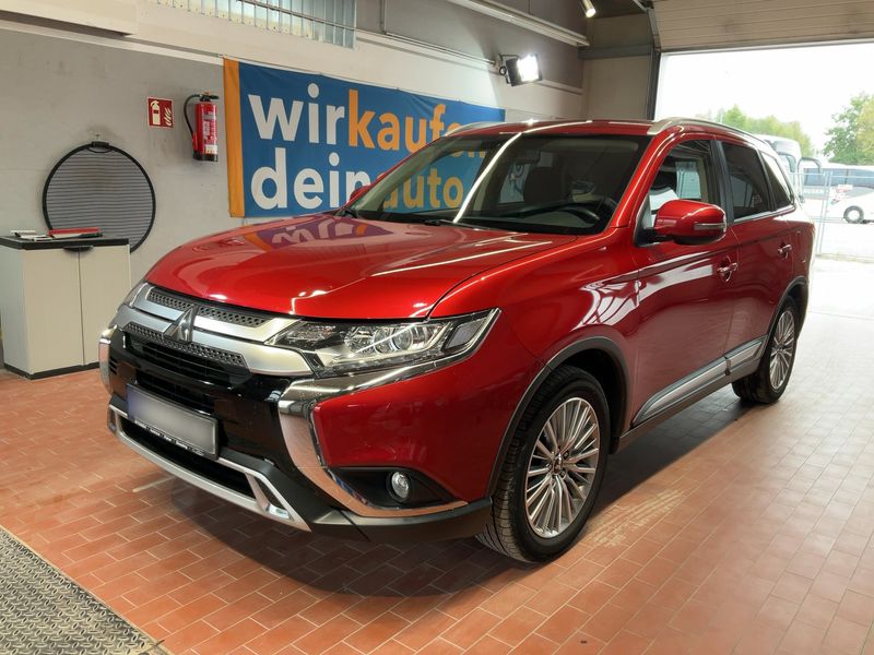 Mitsubishi Outlander 2.0 Diamant Edition+ 2WD